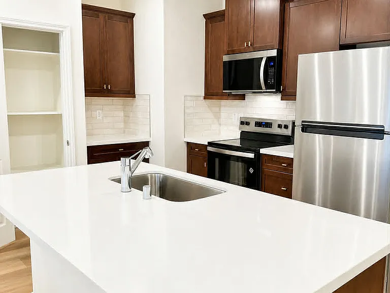 4255 E Carmel Privado — Photo 4