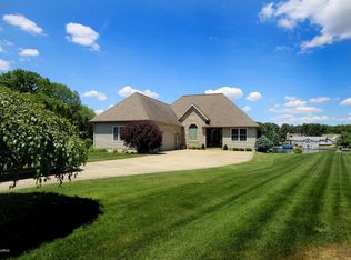 68986 Eagle Cove Ct, Edwardsburg, MI 49112