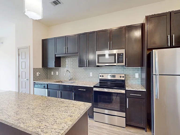 The Flats at Palisades — Photo 72