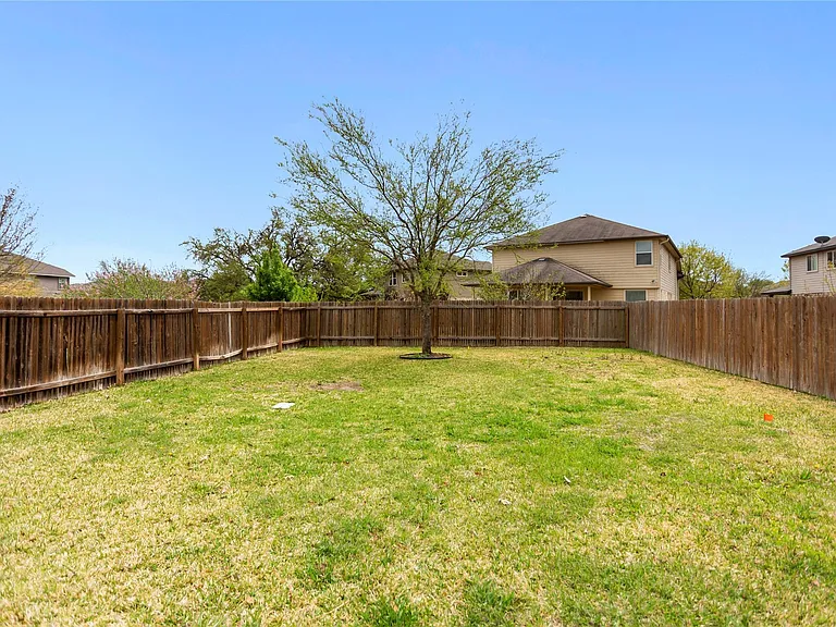 14113 Canyon Trl — Photo 27