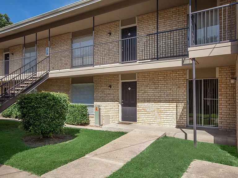 Valley View - DFW — Photo 6