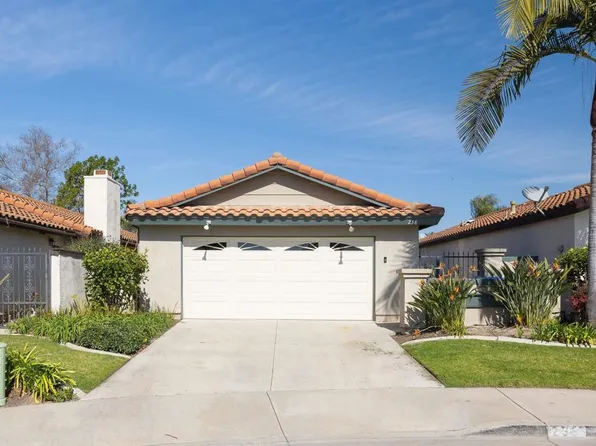 238 Flame Tree Pl, Oceanside, CA 92057