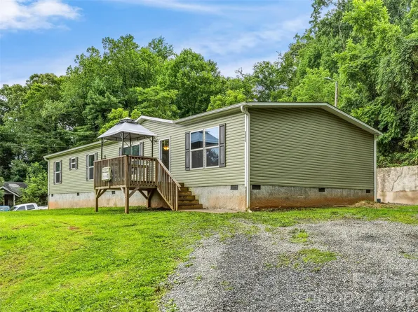 395 Old Us Highway 19 #23, Candler, NC 28715