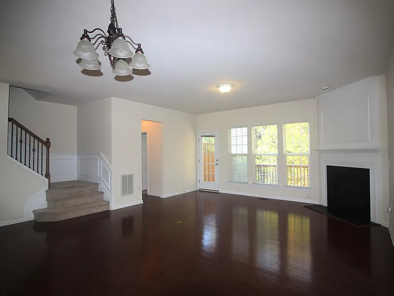 8809 Macedonia Lake Dr — Photo 9