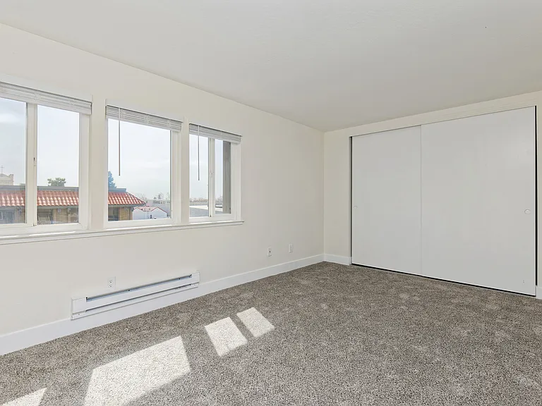 184 Callan — Photo 21