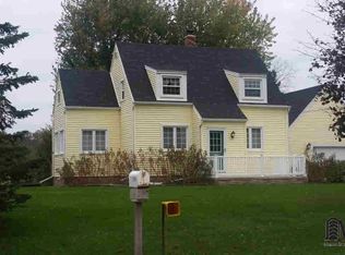 11437 Grafton Rd, Carleton, MI 48117