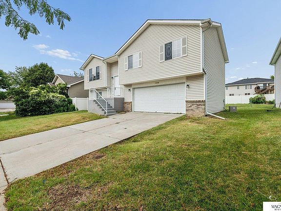 2nd image of 1608 Frisco Dr