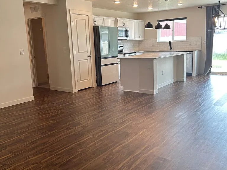 2937 N Rapid Creek Way — Photo 3