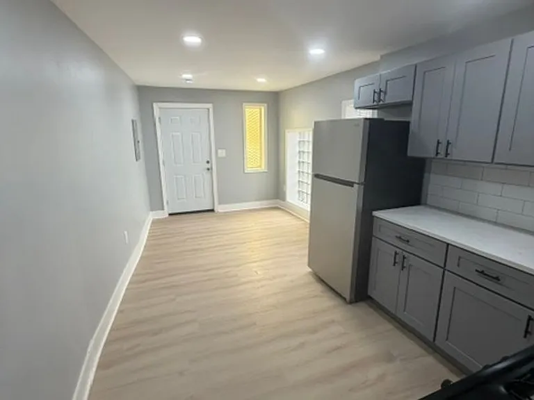 6731 Haverford Ave — Photo 11