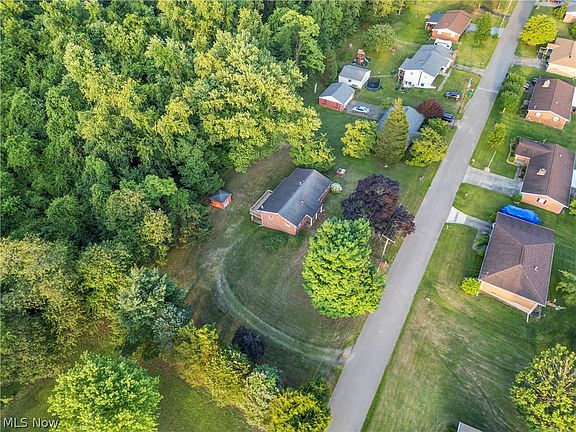2nd image of 153 Homestead Dr