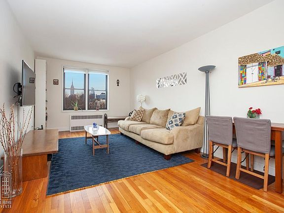 5th image of 48-21 40th St APT 5C
