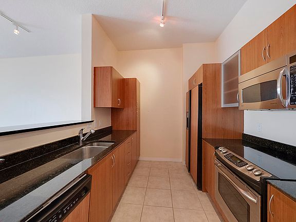 2nd image of 804 E Windward Way #Ph702