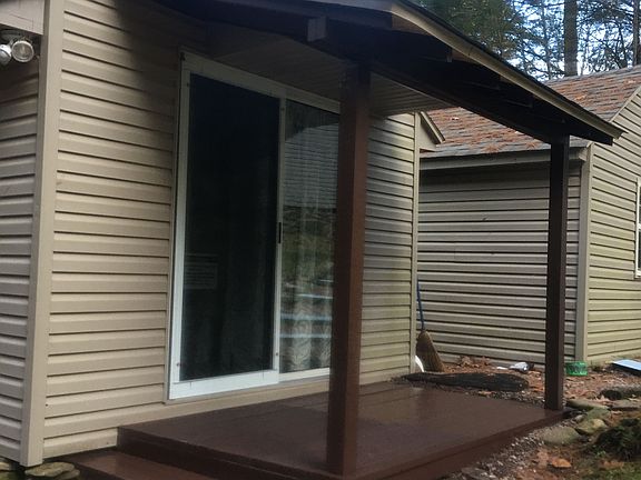 5th image of 1755 Leetonia Rd
