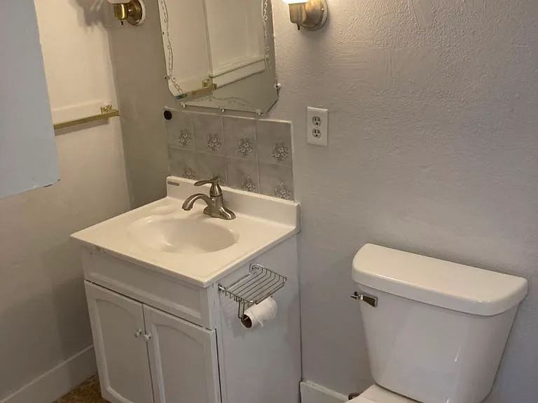 452 N Franklin St #2 — Photo 9