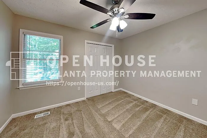 4125 Inola Trl NE — Photo 13