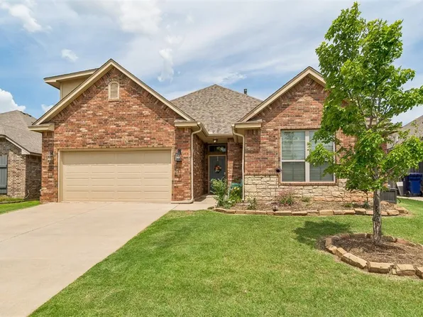 19024 Pinehurst Trail Dr, Edmond, OK 73012