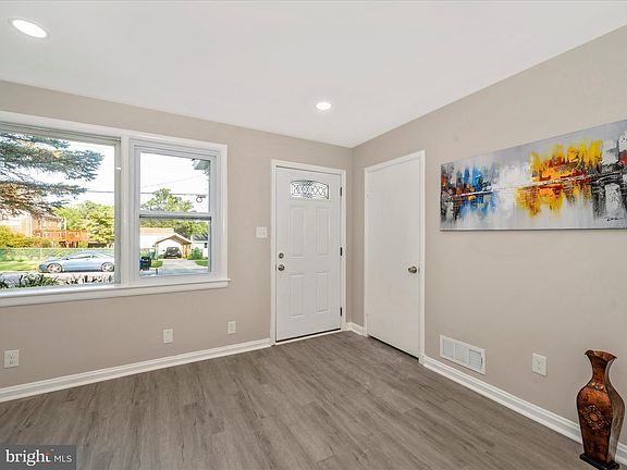 3rd image of 12523 Atherton Dr