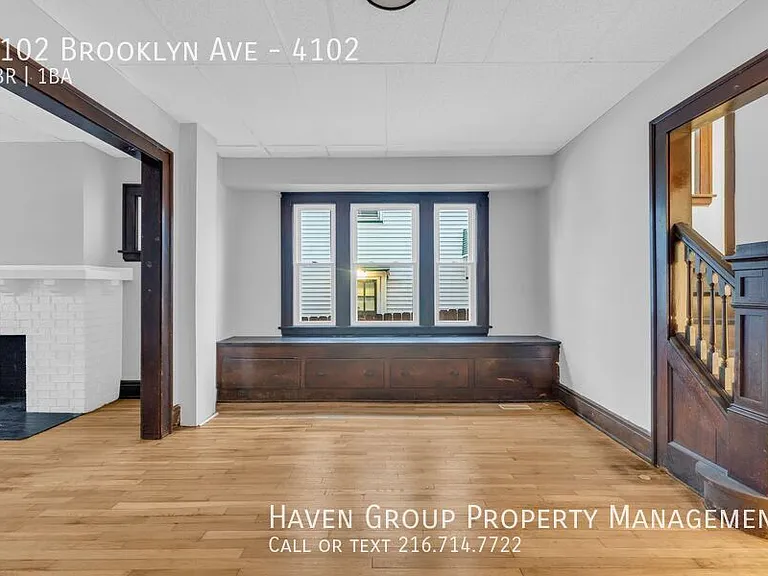 4102 Brooklyn Ave #4102 — Photo 3