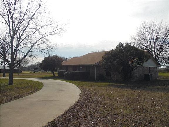 2nd image of 410 Vz County Road 3428