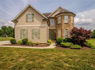 8176 McClanahan Dr, Browns Summit, NC 27214