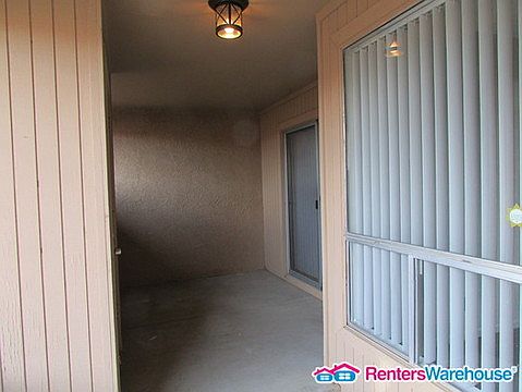 3rd image of 609 W Blackhawk Dr Unit 7