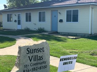 115 N Hudson St APT J1, Buckner, MO 64016