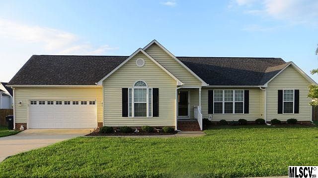 1st image of 3011 Hereford Ln
