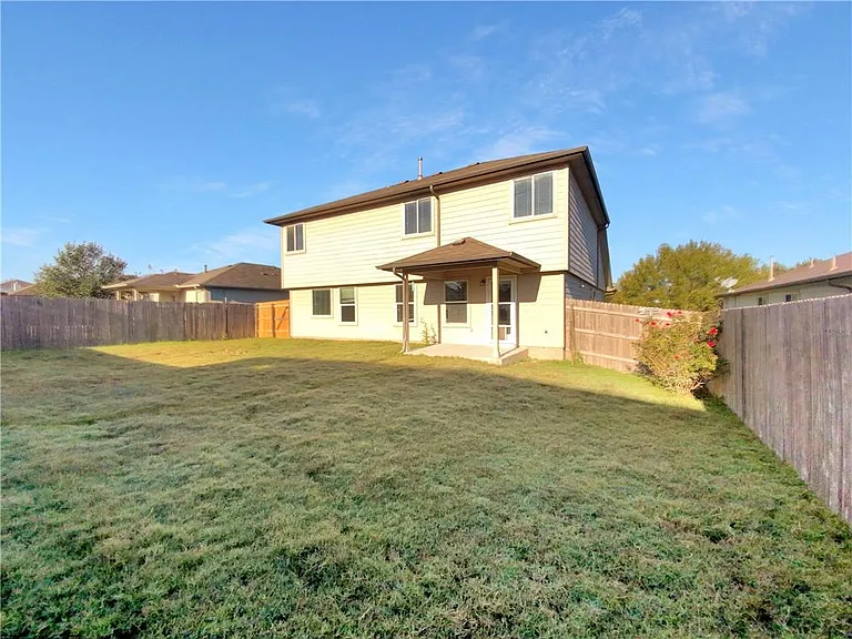 283 Goddard — Photo 12