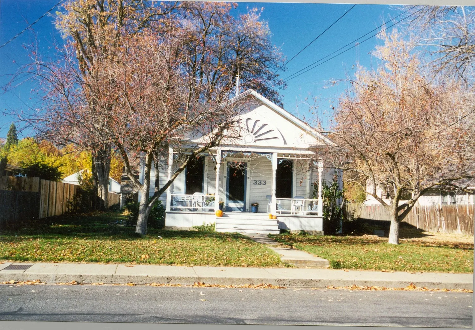 333 N Oregon St photo 1
