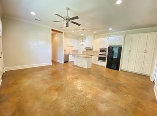 13789 Azalea Dr, Saint Francisville, LA 70775