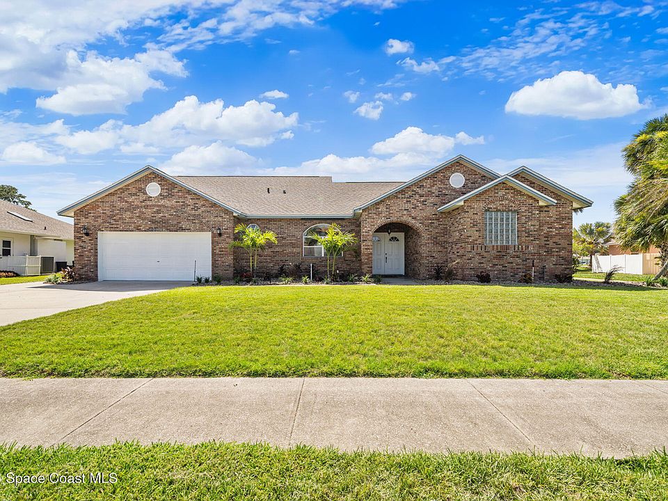 1st image of 4065 Sand Ridge Dr