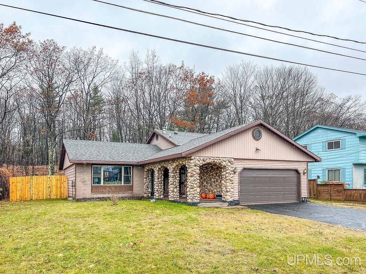 161 Sunset Dr, Negaunee, MI 49866 MLS 50127401 Zillow