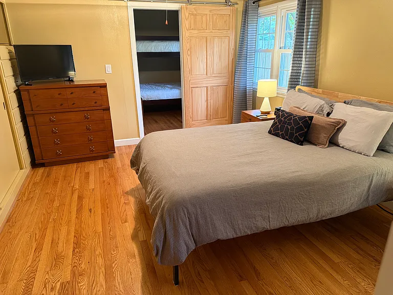 810 Elmwood Dr — Photo 12