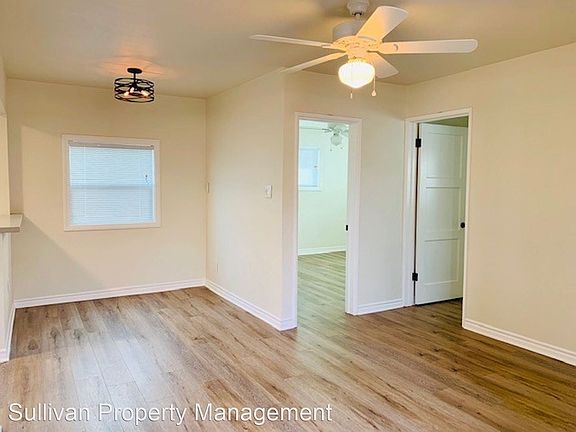 5th image of 216 S Vista Bonita Ave