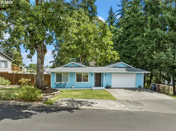 320 Ainsworth St, Oregon City, OR 97045