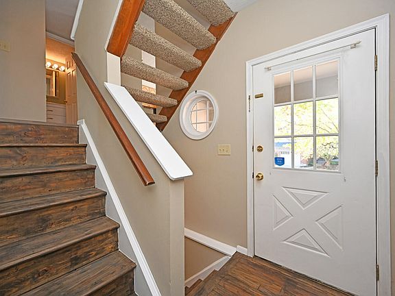 5th image of 1567 Shady Cove Ln
