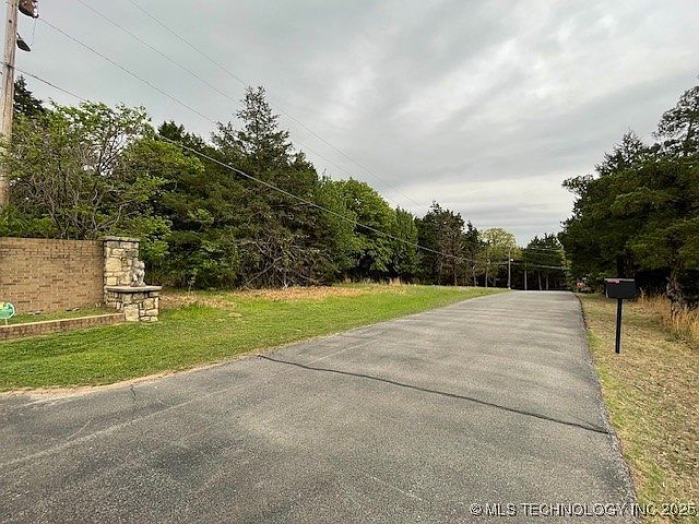 2nd image of 1 N Cedar Point Dr