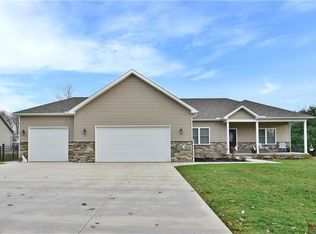 46 Spring Creek Dr, Cortland, OH