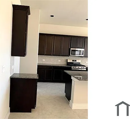 10717 Charger Way — Photo 11