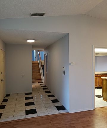 3rd image of 7510 Frenchton St