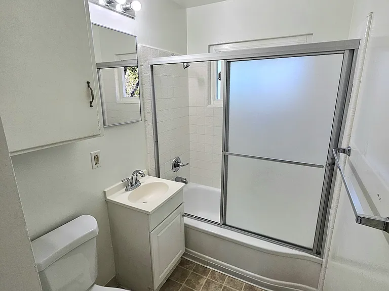 760 Palo Alto Ave — Photo 7