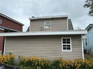 10 Fairway Dr, Sparta, IL 62286