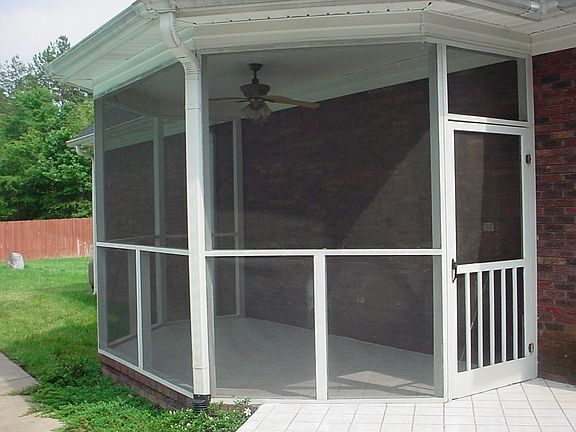 Screened Sun Room
