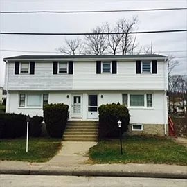 3 bed, 1.5 bath, 1000 sqft, $3,000 — Photo 1