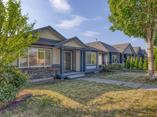 12243 232nd St, Maple Ridge, BC V2X 6T4