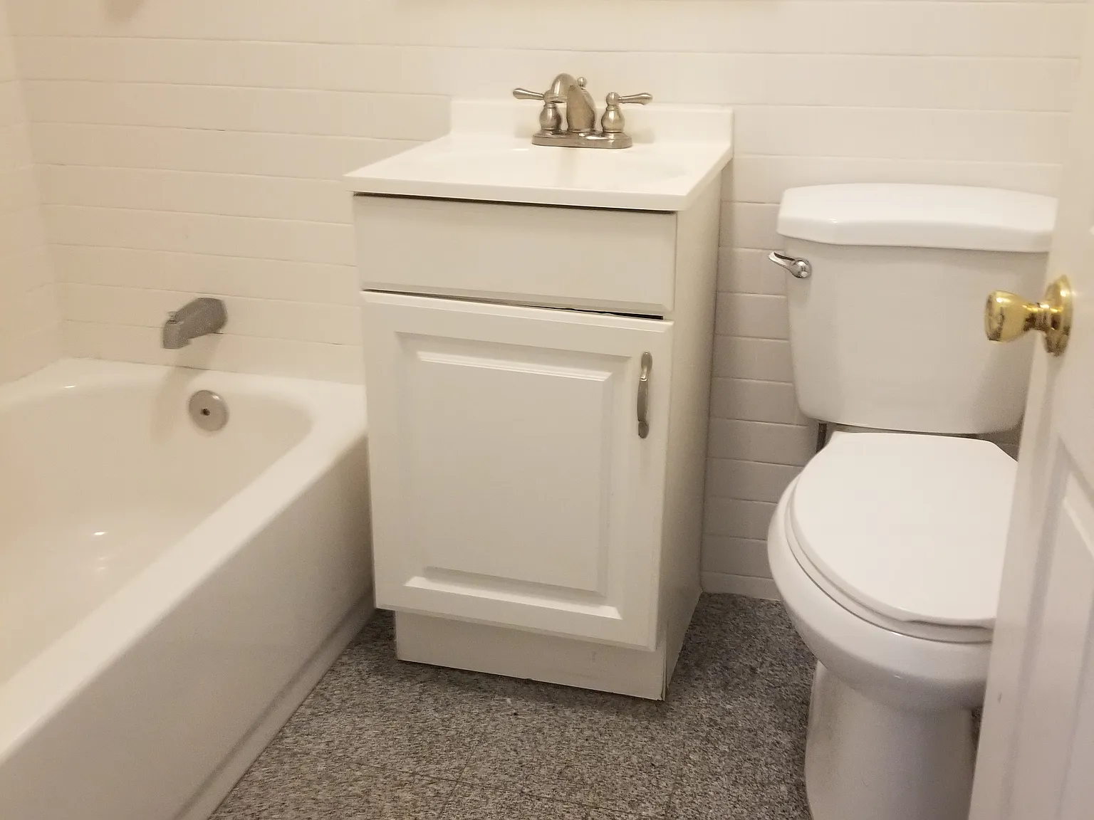 Studio, 1.0 bath, $2,200 — Photo 1
