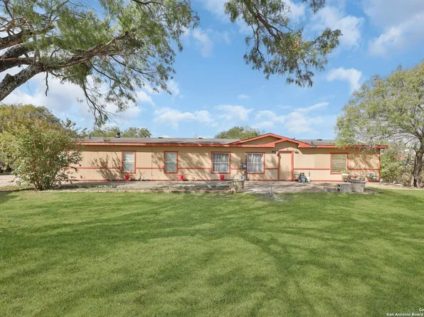 3367 N FOSTER RD, San Antonio, TX 78222