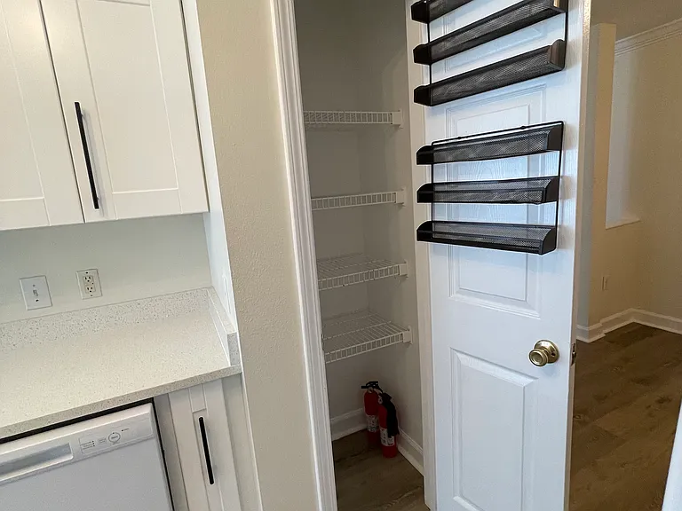 18319 Bridle Club Dr — Photo 22