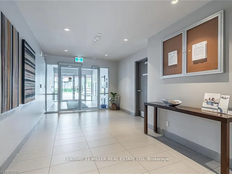 3028 Creekshore Cmn #305 — Photo 15