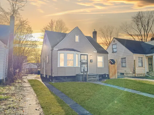 15666 Maddelein St, Detroit, MI 48205